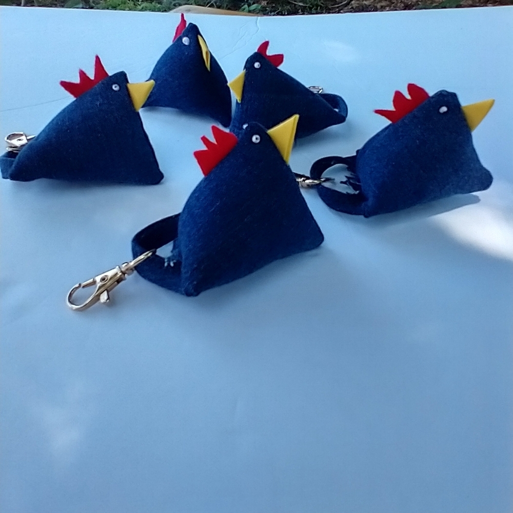 Chicken keychain backpack charm farmhouse decor fabric clip on friend 1 item